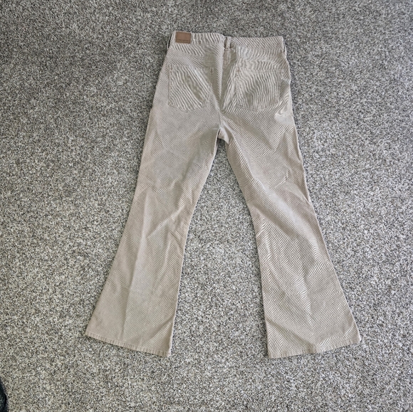 American Eagle corduroy flare pants - Picture 3 of 5